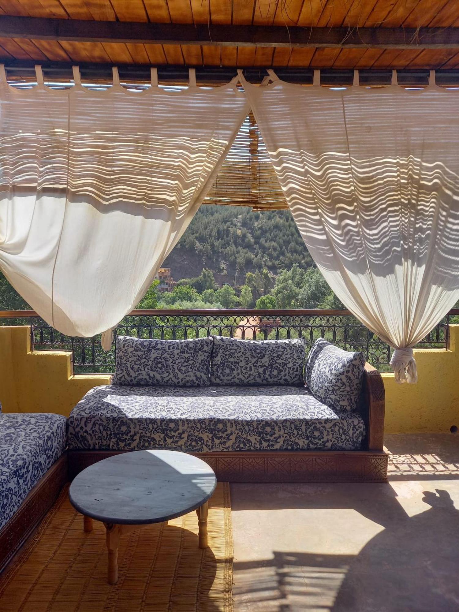 Ourika Timalizene Le Jardin Des Delices Hotel Tamezindert Buitenkant foto